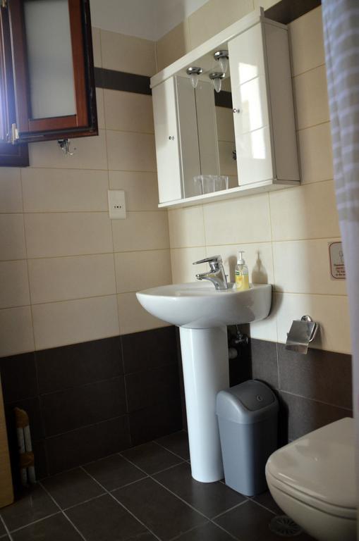 Alex Mike Apartman Ajía Ána Kültér fotó